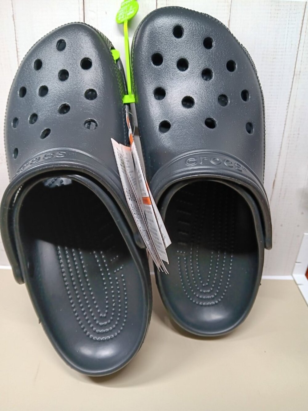 Crocs Mens 9/ Womens 11 Black Classic Brand New with Original Bag - Picture 3 of 7